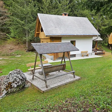 In Koprivnik Koprivnik v Bohinju